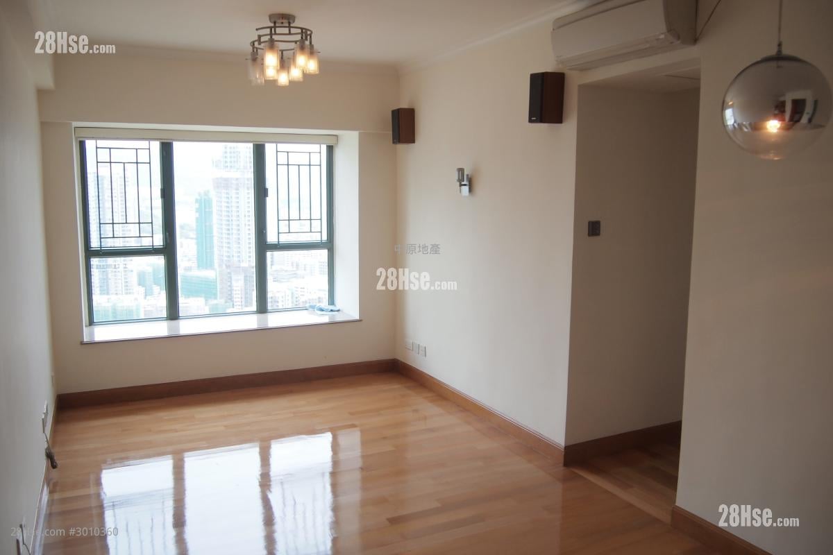 Central Park Sell 3 bedrooms , 2 bathrooms 597 ft²