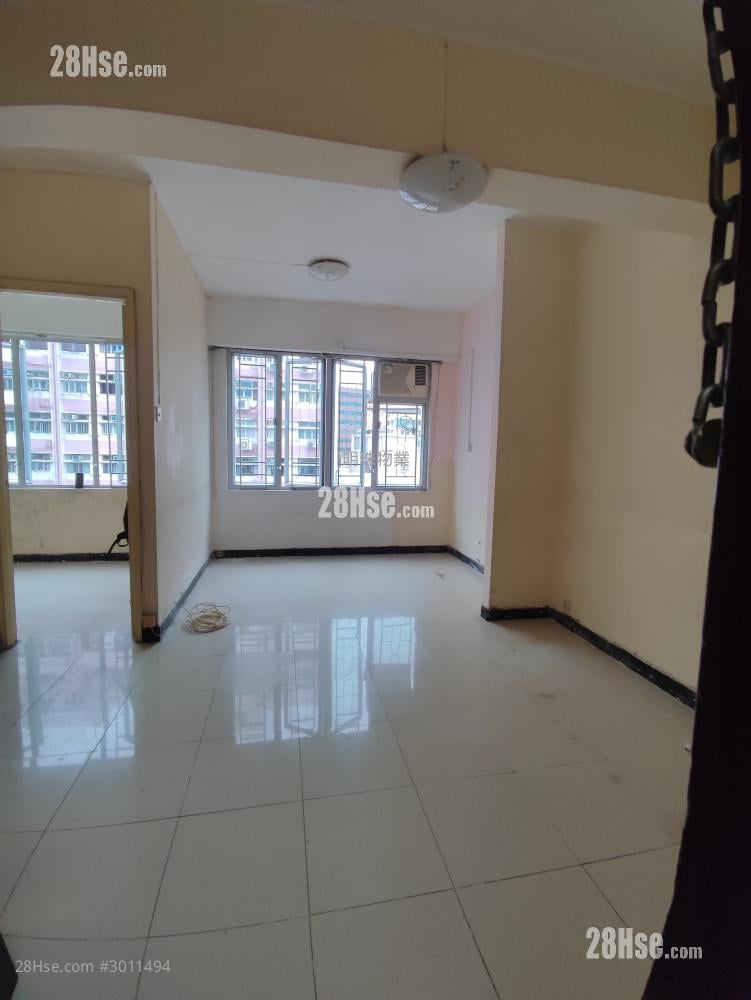 Lap Hing Building Sell 1 bedrooms , 1 bathrooms 324 ft²