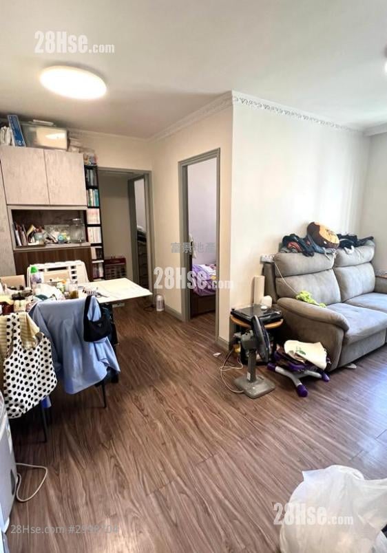Hang Tsui Court Sell 3 bedrooms 559 ft²