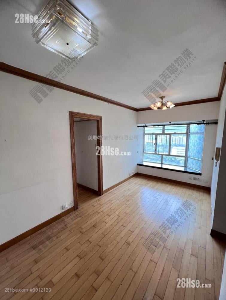 Sheung Shui Centre Sell 3 bedrooms , 1 bathrooms 532 ft²