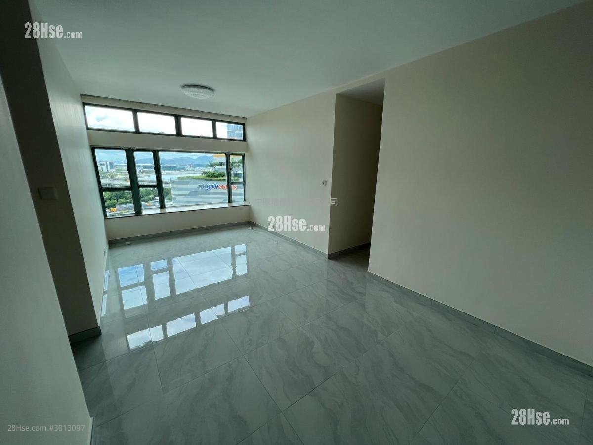 Tung Chung Crescent Rental 3 bedrooms , 2 bathrooms 813 ft²