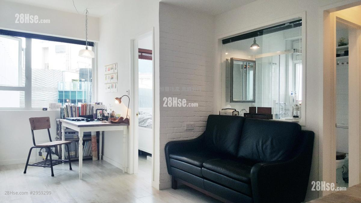 Wah Tai Mansion Sell 1 bedrooms , 1 bathrooms 367 ft²