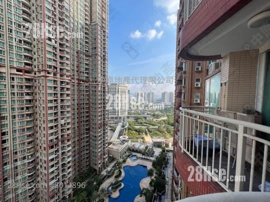 Central Park Towers Rental 3 bedrooms , 1 bathrooms 588 ft²