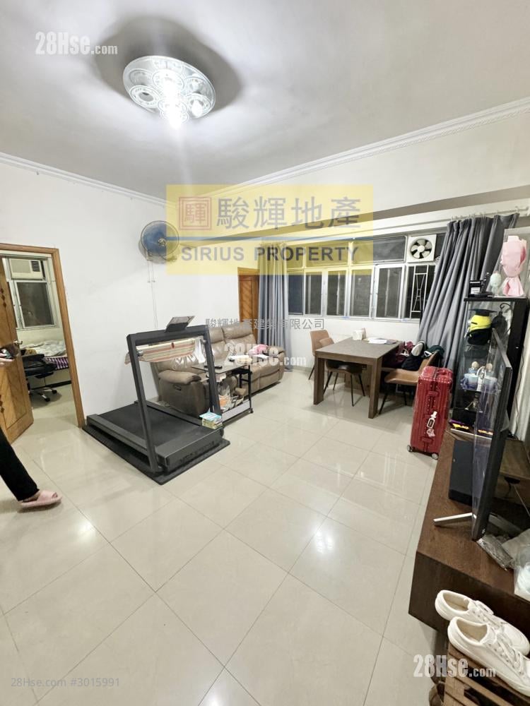 Lee Fat Building Sell 3 bedrooms , 1 bathrooms 619 ft²