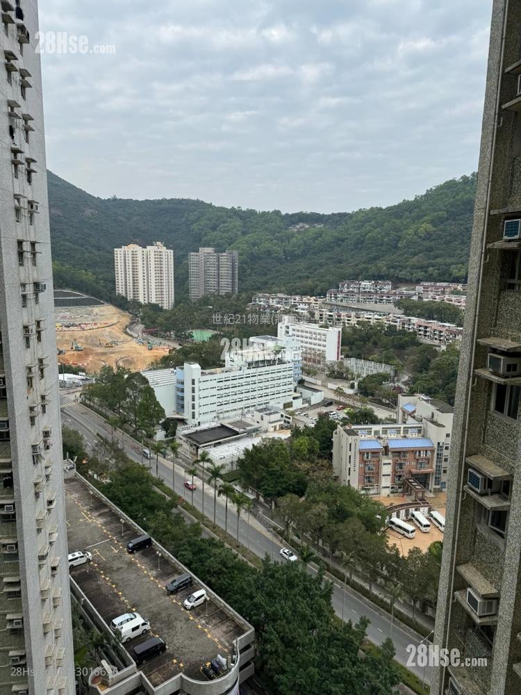 Yan Ming Court Sell 401 ft²