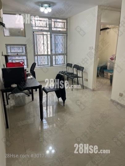 Tin Shing Court Sell 2 bedrooms 506 ft²