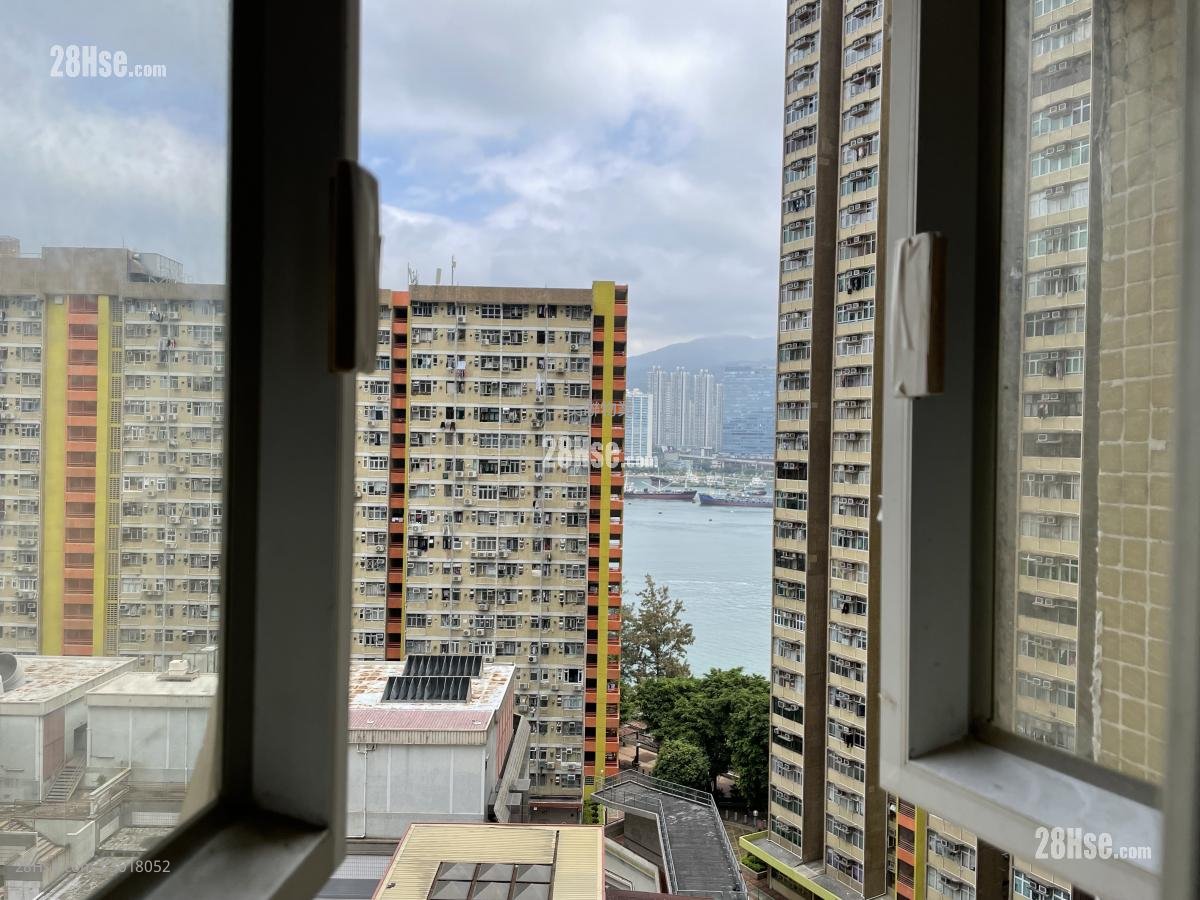 Cheung Fat Estate Sell 1 bedrooms , 1 bathrooms 264 ft²