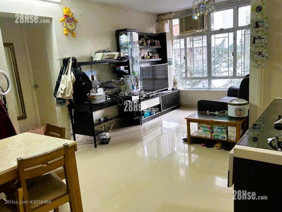 Yu Ming Court Sell 606 ft²