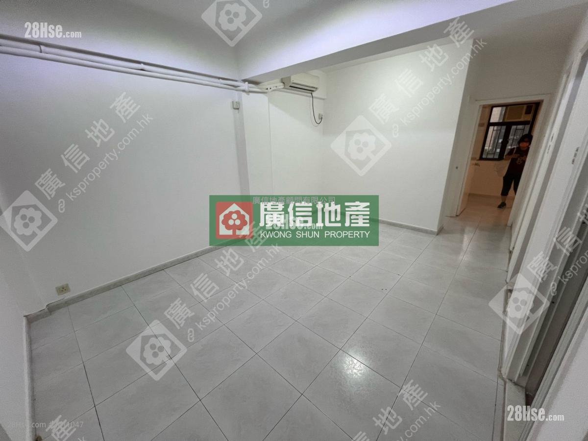 Yue Wong Building Rental 2 bedrooms , 2 bathrooms 556 ft²