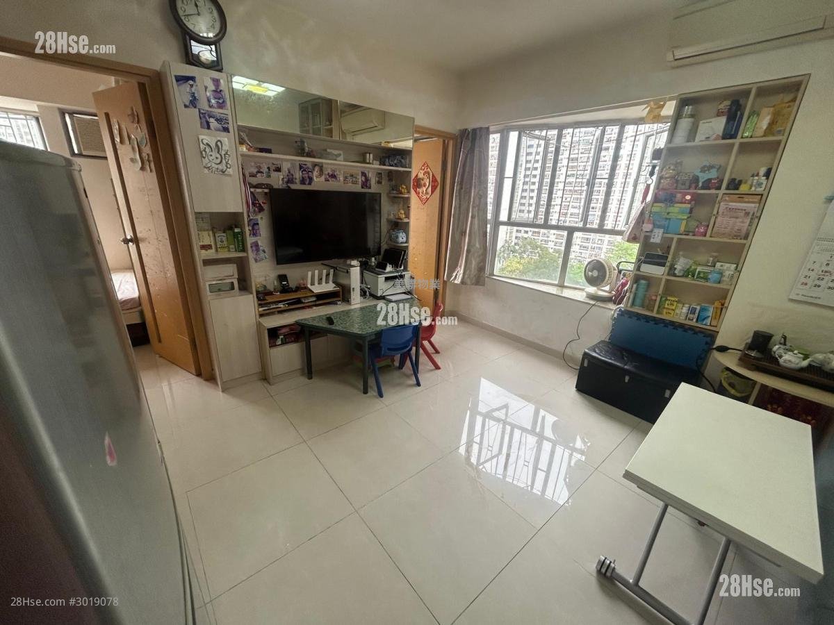 Fanling Town Center Sell 2 bedrooms 399 ft²