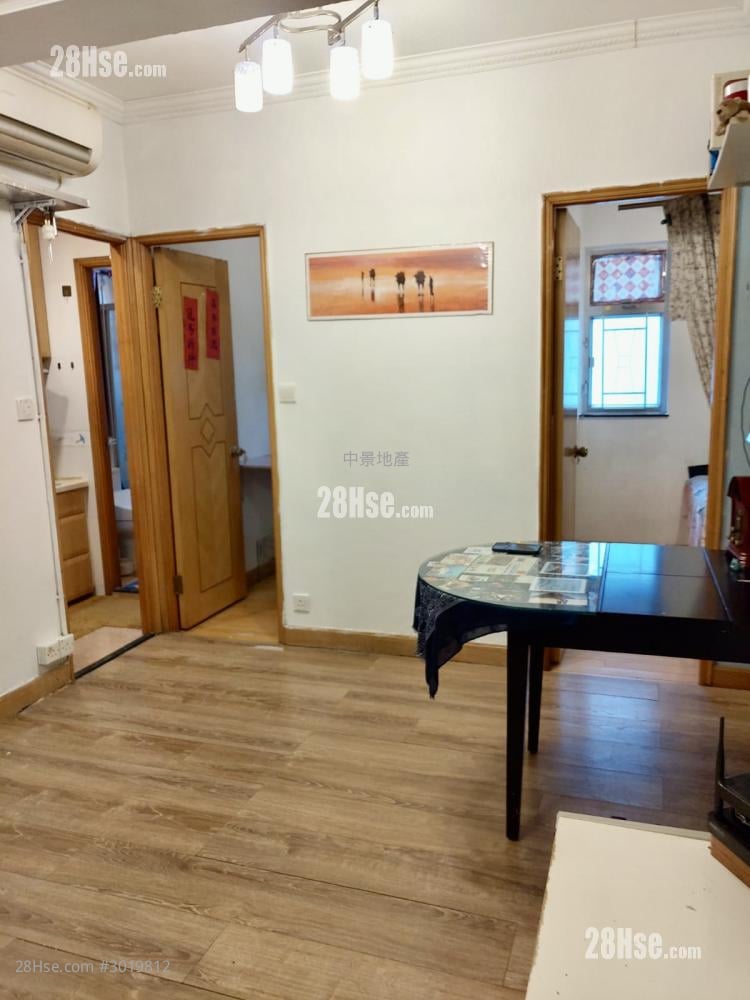 Tung Po Building Sell 2 bedrooms , 1 bathrooms 382 ft²