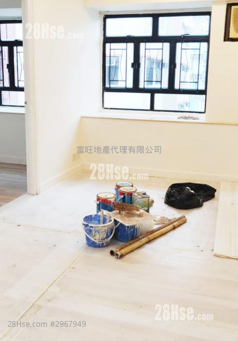 Kin Fung Court Rental 2 bedrooms , 1 bathrooms 370 ft²
