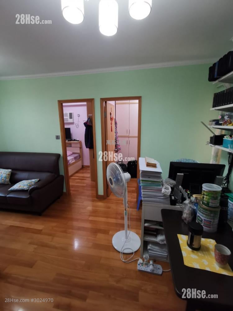 Hing Wong Building Sell 2 bedrooms , 1 bathrooms 394 ft²
