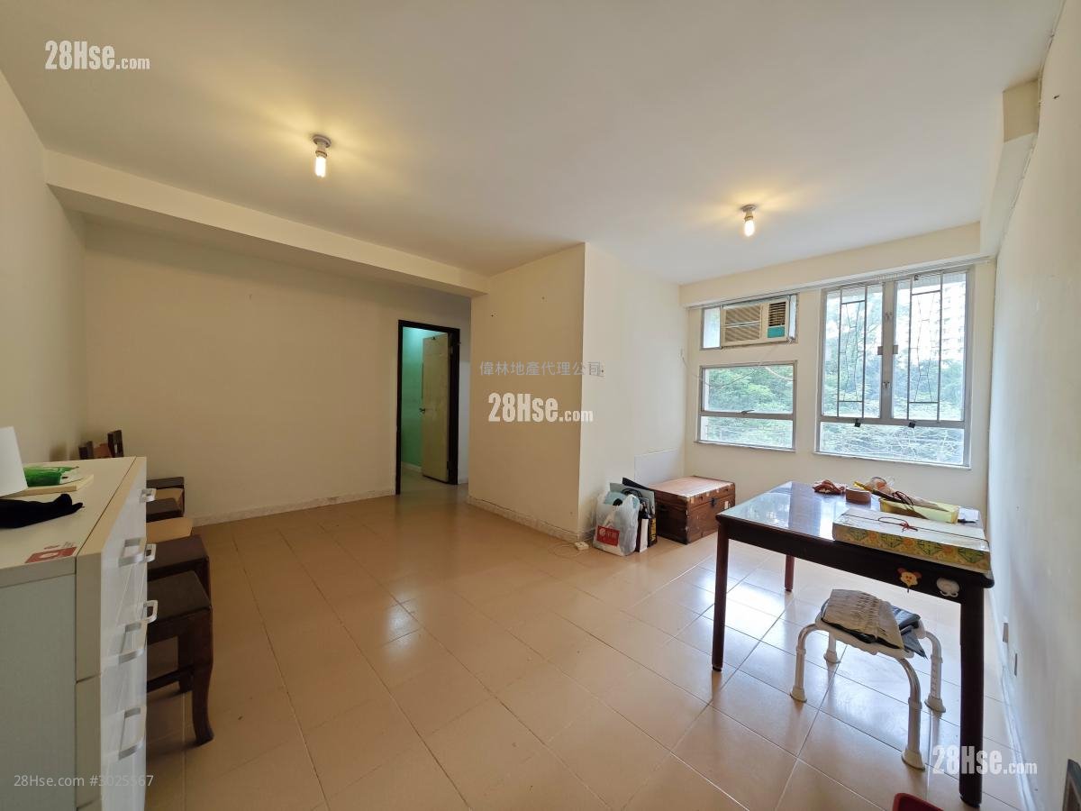Cheung Wo Court Sell 3 bedrooms , 1 bathrooms 548 ft²