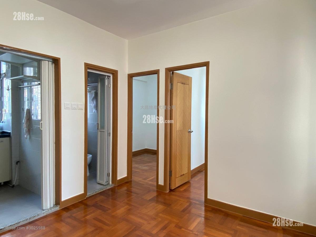 Kwai Cheong Building Sell 2 bedrooms , 1 bathrooms 291 ft²