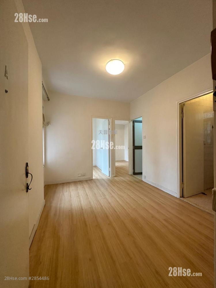 Hing Cheung Building Sell 2 bedrooms , 1 bathrooms 326 ft²