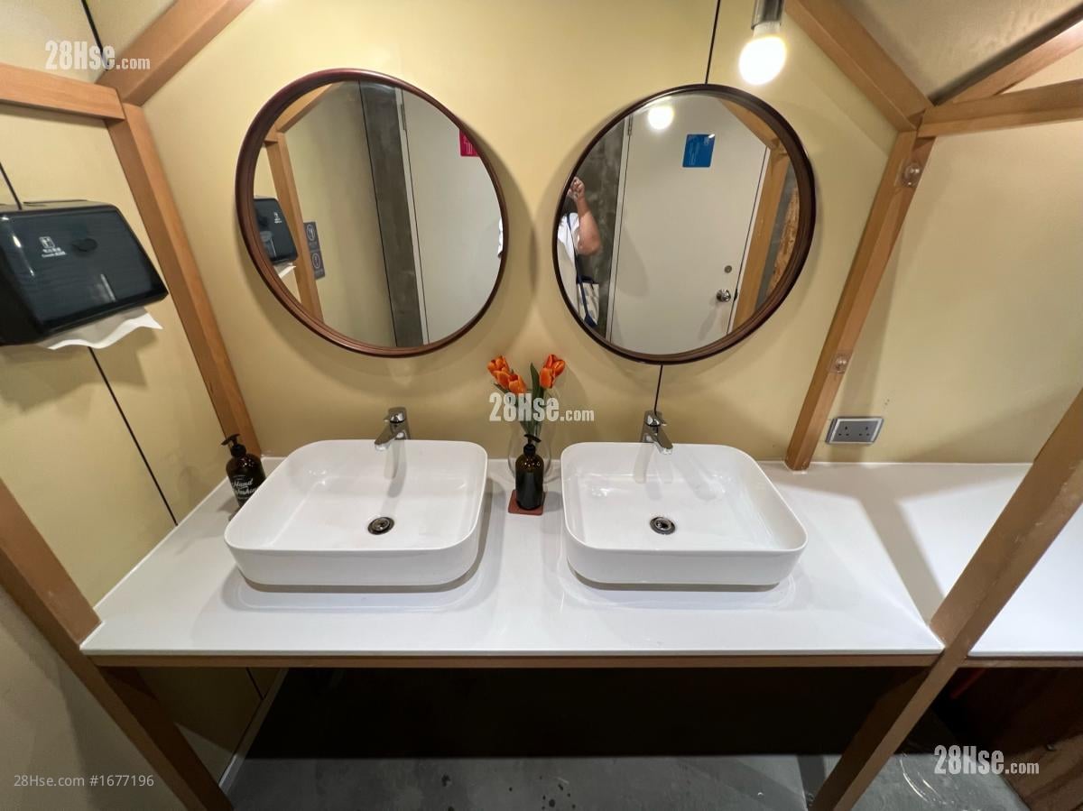 昌發工廠大廈 租盤 380 平方呎