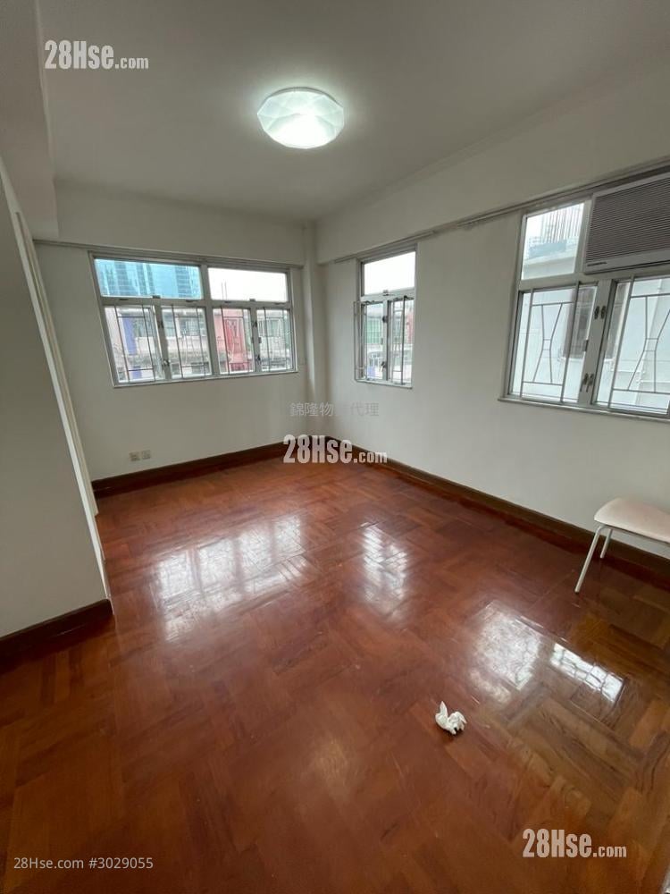 Ming Wah Court Sell 1 bedrooms , 1 bathrooms 346 ft²