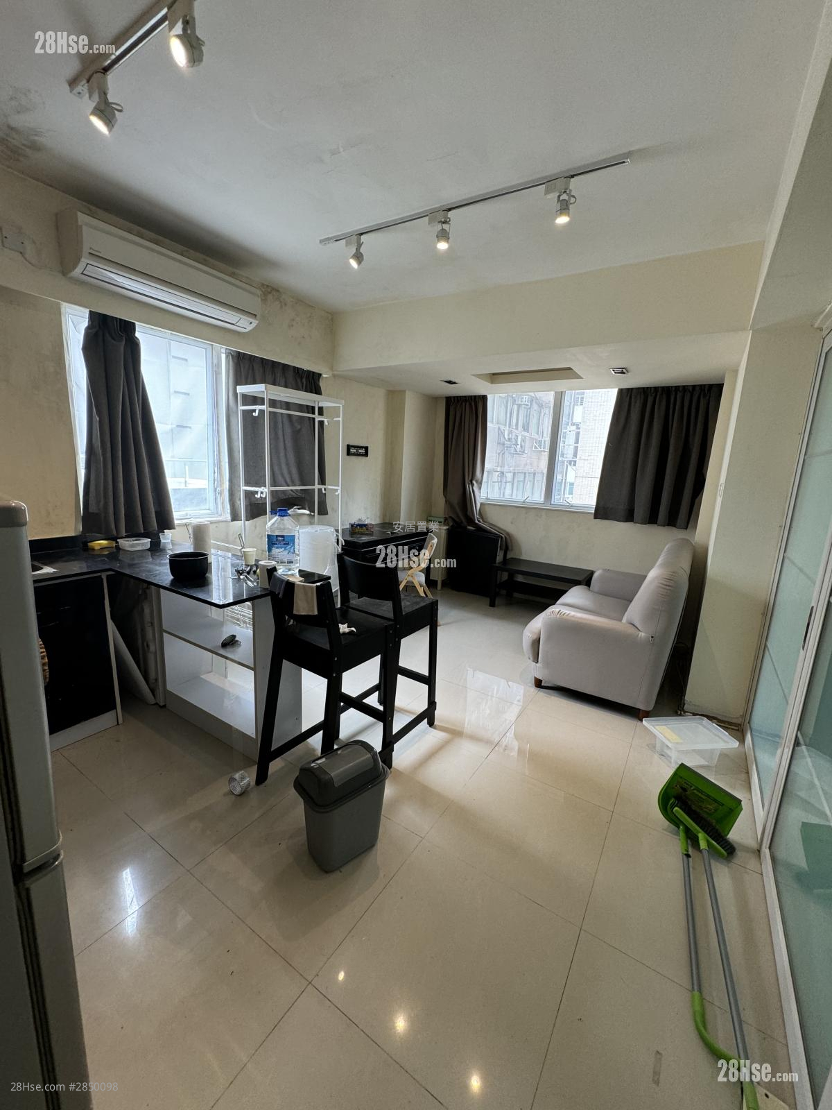 Yiu Kei Mansion Rental 1 bedrooms , 1 bathrooms 300 ft²