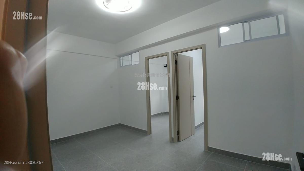 Chung Hing Mansion Sell 2 bedrooms , 1 bathrooms 360 ft²