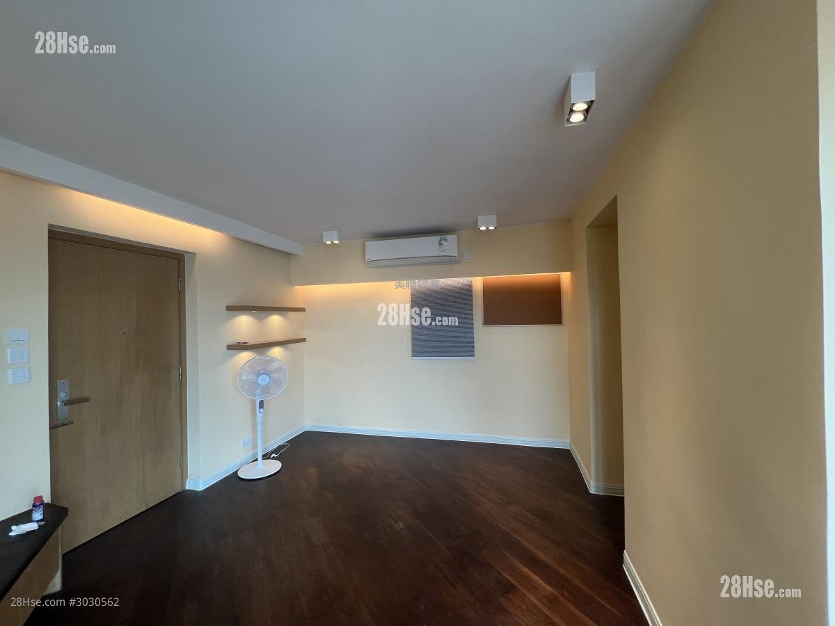 Galaxia Sell 3 bedrooms 593 ft²