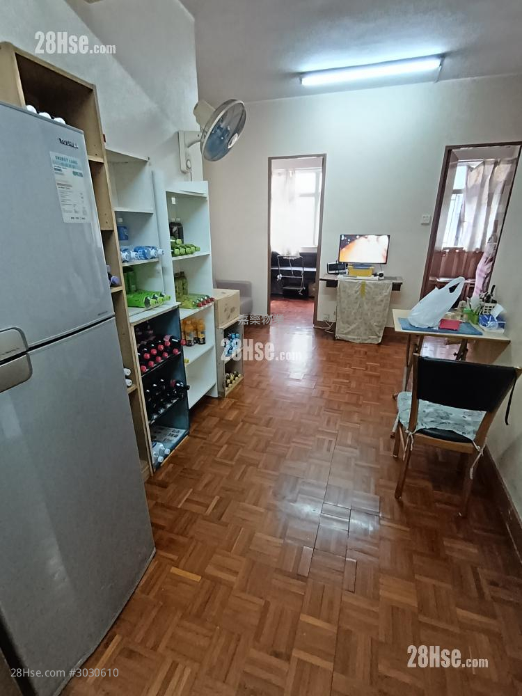 Wing Tak Mansion Sell 2 bedrooms , 1 bathrooms 374 ft²