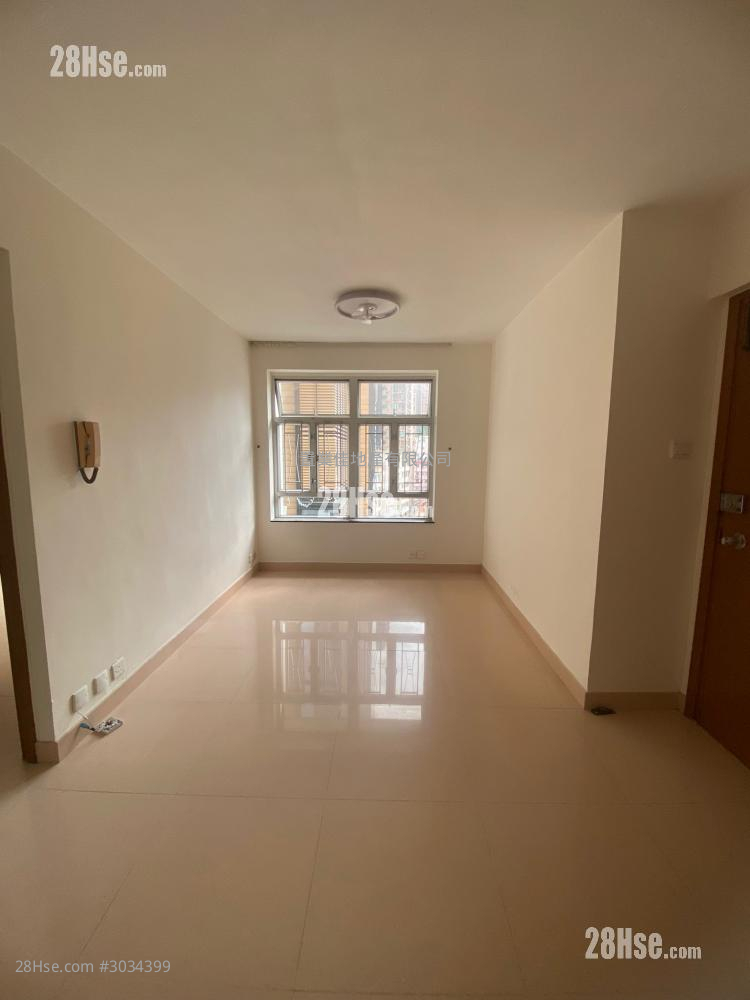 China Tower Rental 2 bedrooms , 1 bathrooms 538 ft²