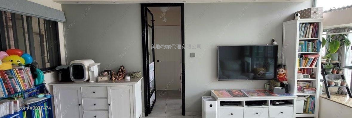 Tung Chung Crescent Sell 2 bedrooms , 1 bathrooms 536 ft²