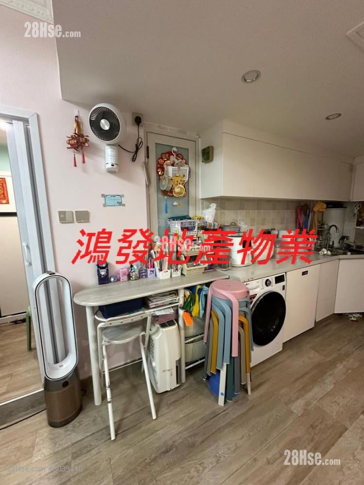 Kafung Mansion Sell 3 Bedrooms , 1 Bathroom 485 ft²