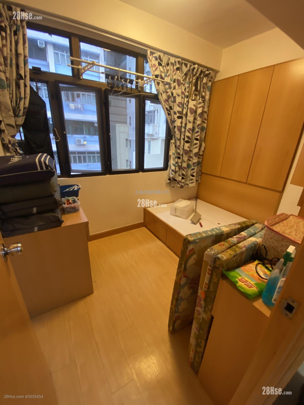 唐樓 租盤 3 房 , 1 浴室 500 平方呎