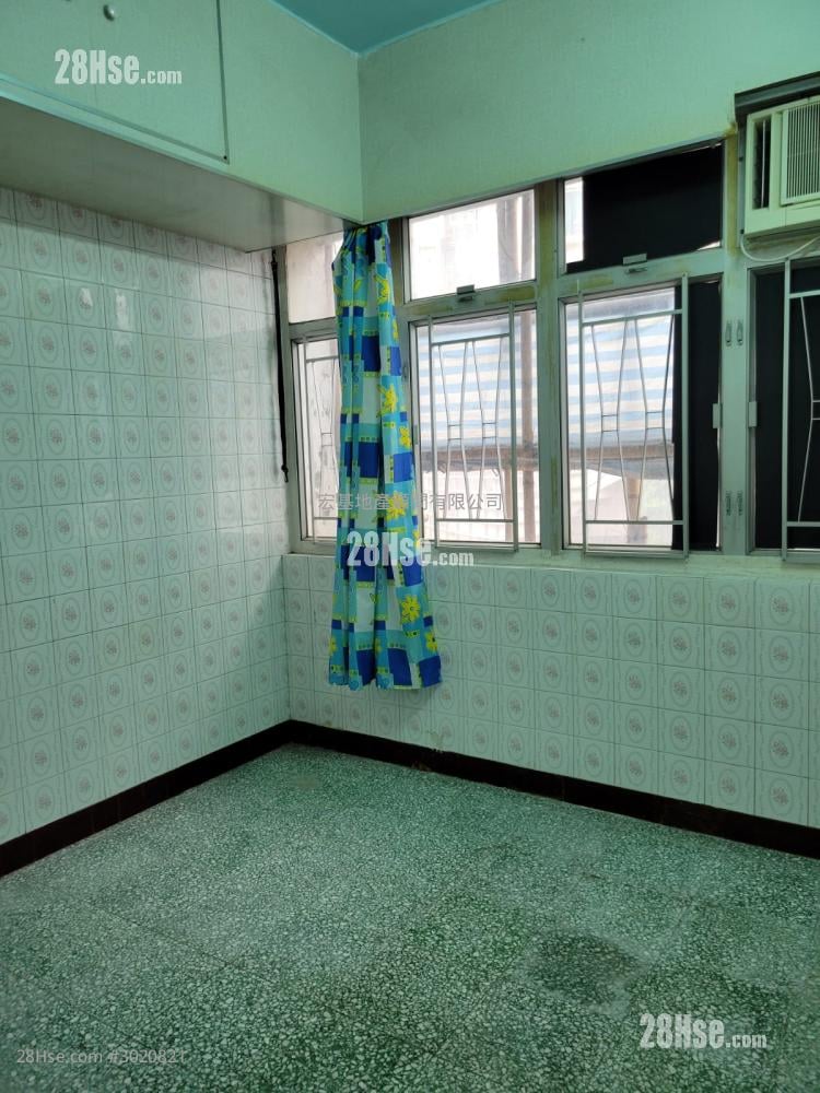 Po Sing Court Sell 1 Bedroom 245 ft²