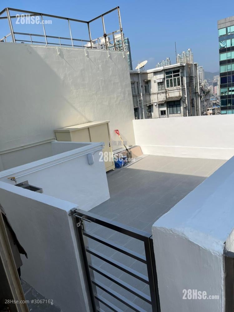 Wai Ching Court Sell 1 Bathroom 270 ft²