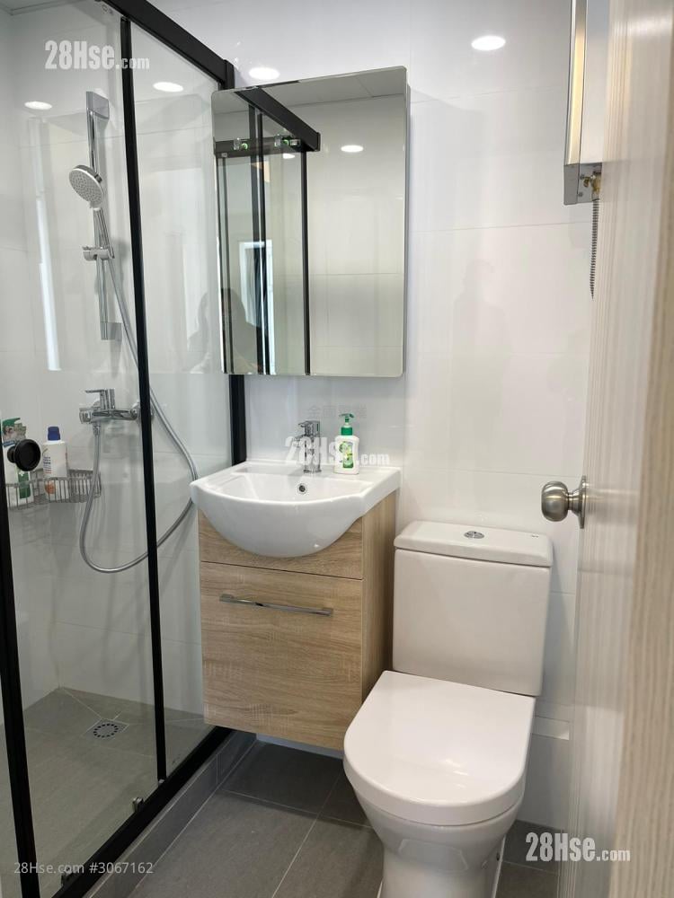 Wai Ching Court Sell 1 Bathroom 270 ft²