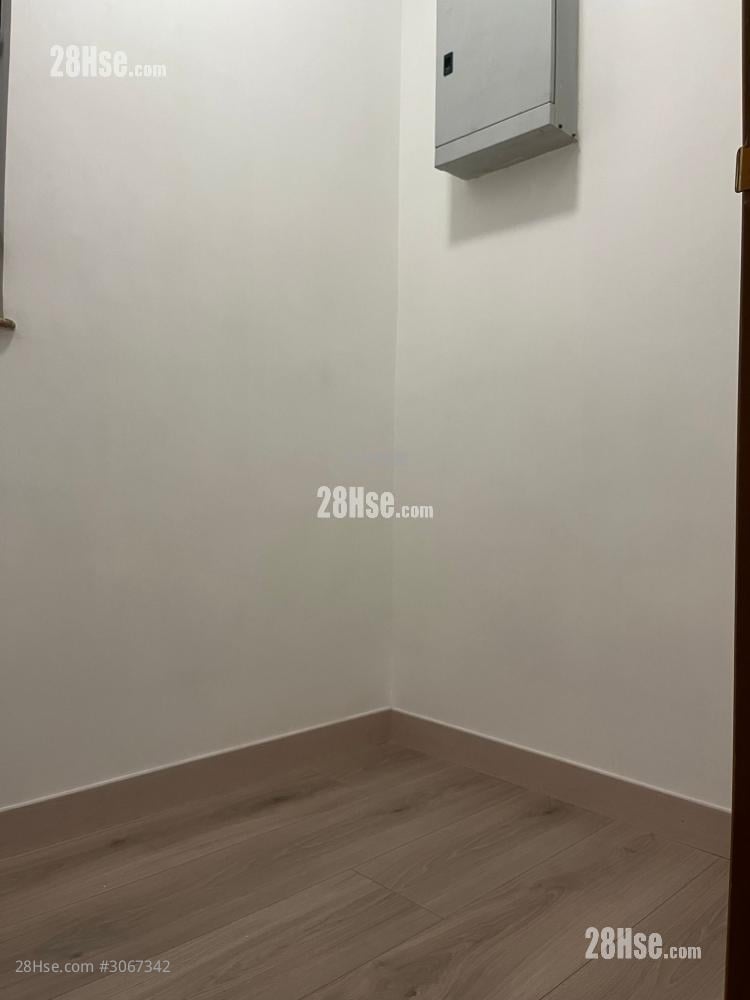 金閣豪園 租盤 4 房 , 3 浴室 1,199 平方呎