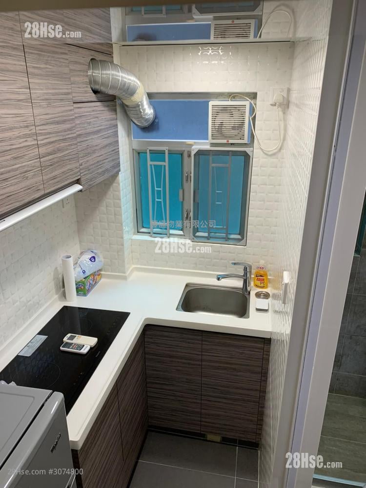 Sunny Court Sell 1 Bedroom , 1 Bathroom 245 ft²