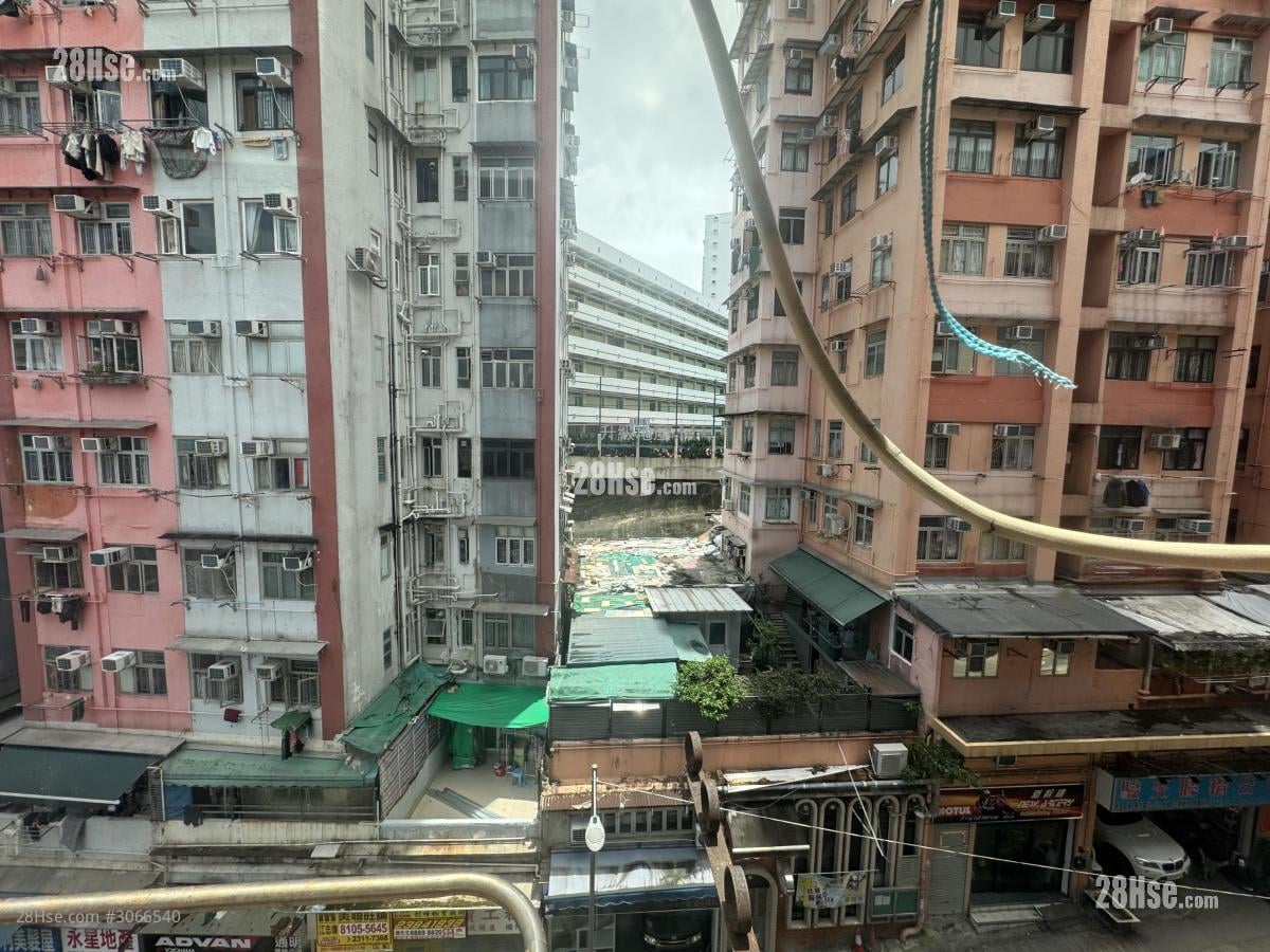 Wah Fat Building Rental Studio , 1 Bathroom 138 ft²