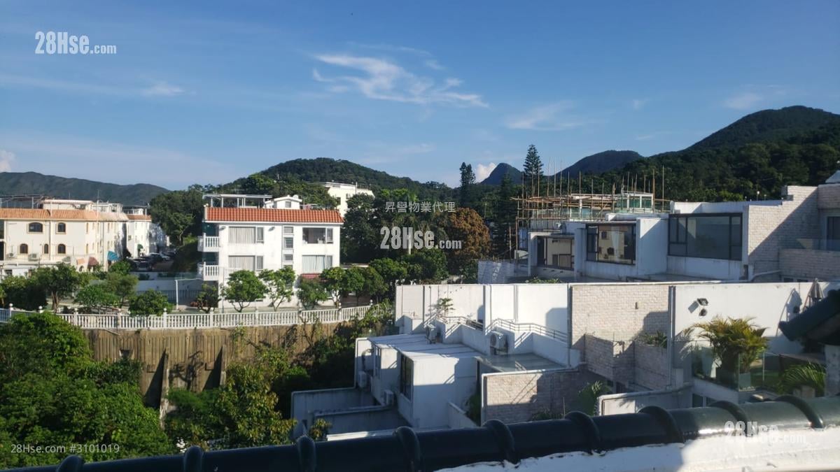 Pan Long Villa Rental 3 Bedrooms , 3 Bathrooms 1,886 ft²