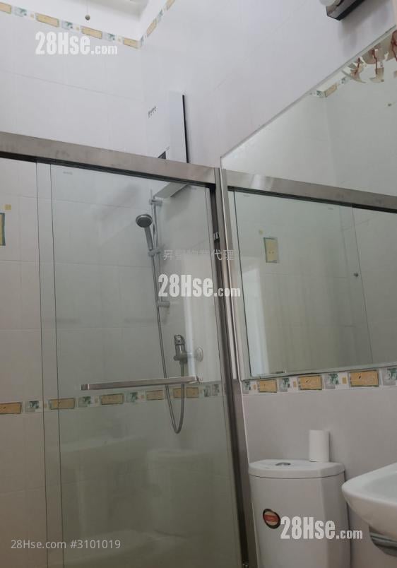 Pan Long Villa Rental 3 Bedrooms , 3 Bathrooms 1,886 ft²