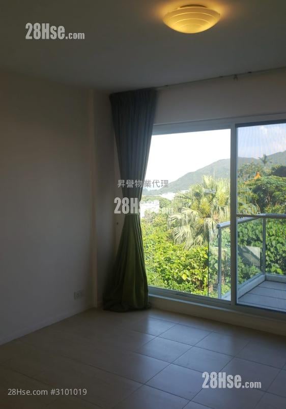 Pan Long Villa Rental 3 Bedrooms , 3 Bathrooms 1,886 ft²