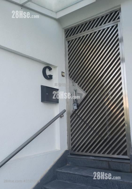 Pan Long Villa Rental 3 Bedrooms , 3 Bathrooms 1,886 ft²