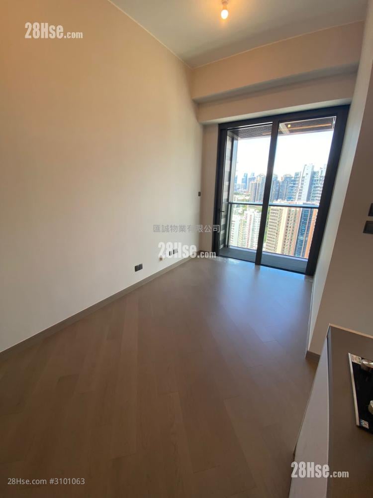 The Vantage Sell 1 Bedroom , 1 Bathroom 272 ft²