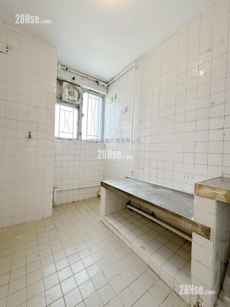 Lung Hin Court Sell Studio , 1 Bathroom 421 ft²