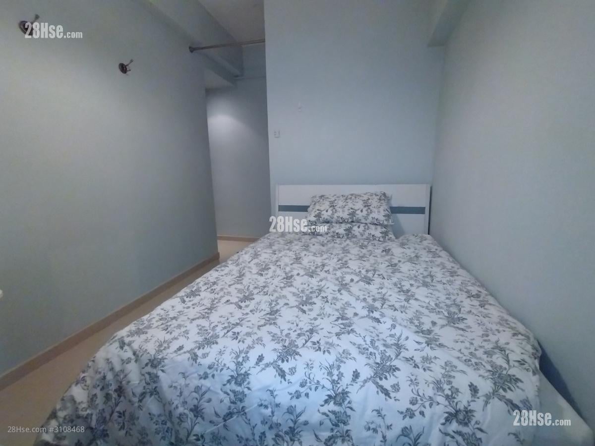 7600落地玻璃附小露台