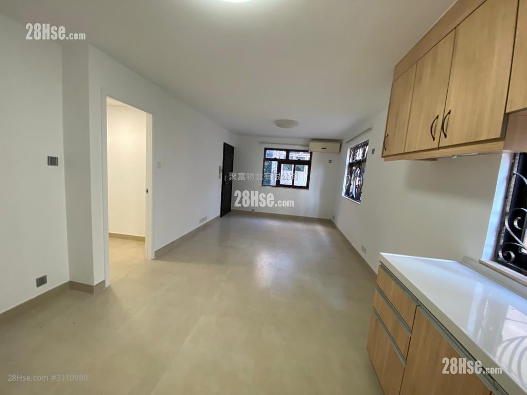 村屋 售盘 2 房 , 1 浴室