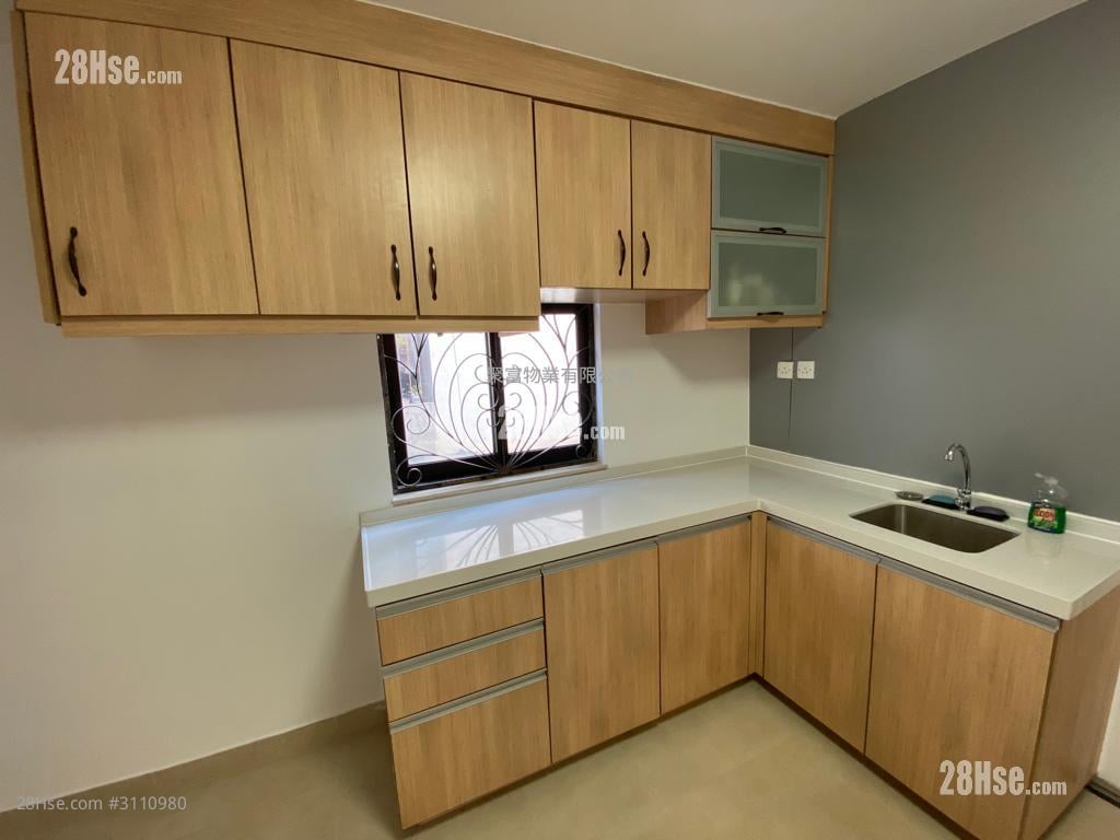 村屋 售盘 2 房 , 1 浴室