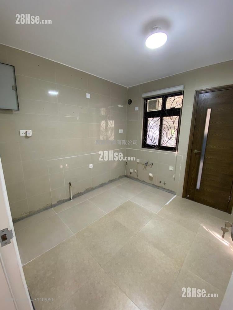 村屋 售盘 2 房 , 1 浴室