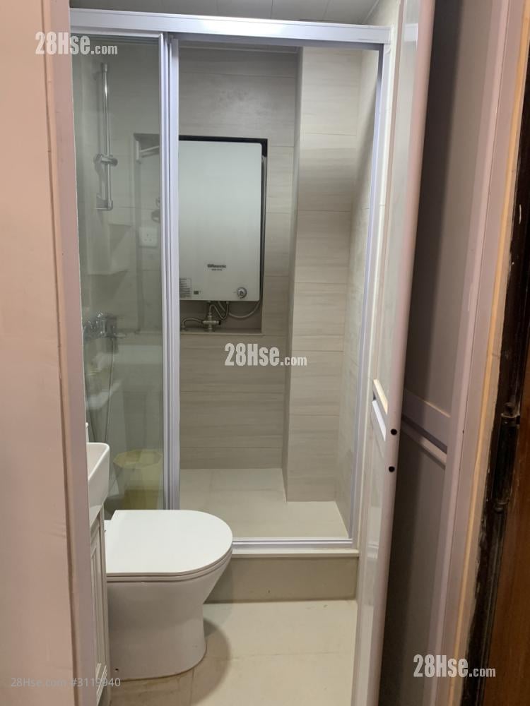 启发大厦 Kai Fat Building (上环) 租盘 2 房 , 1 浴室 380 平方尺