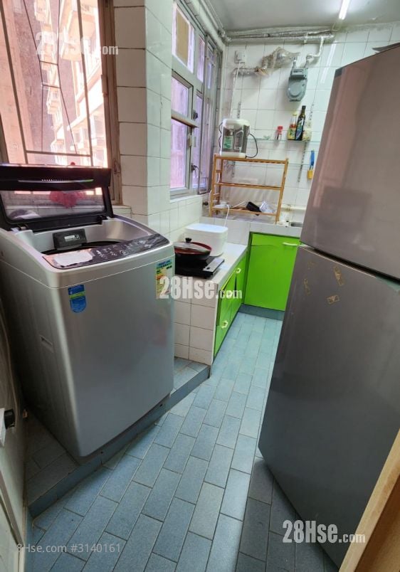 Siu Hong Court Rental 80 ft²