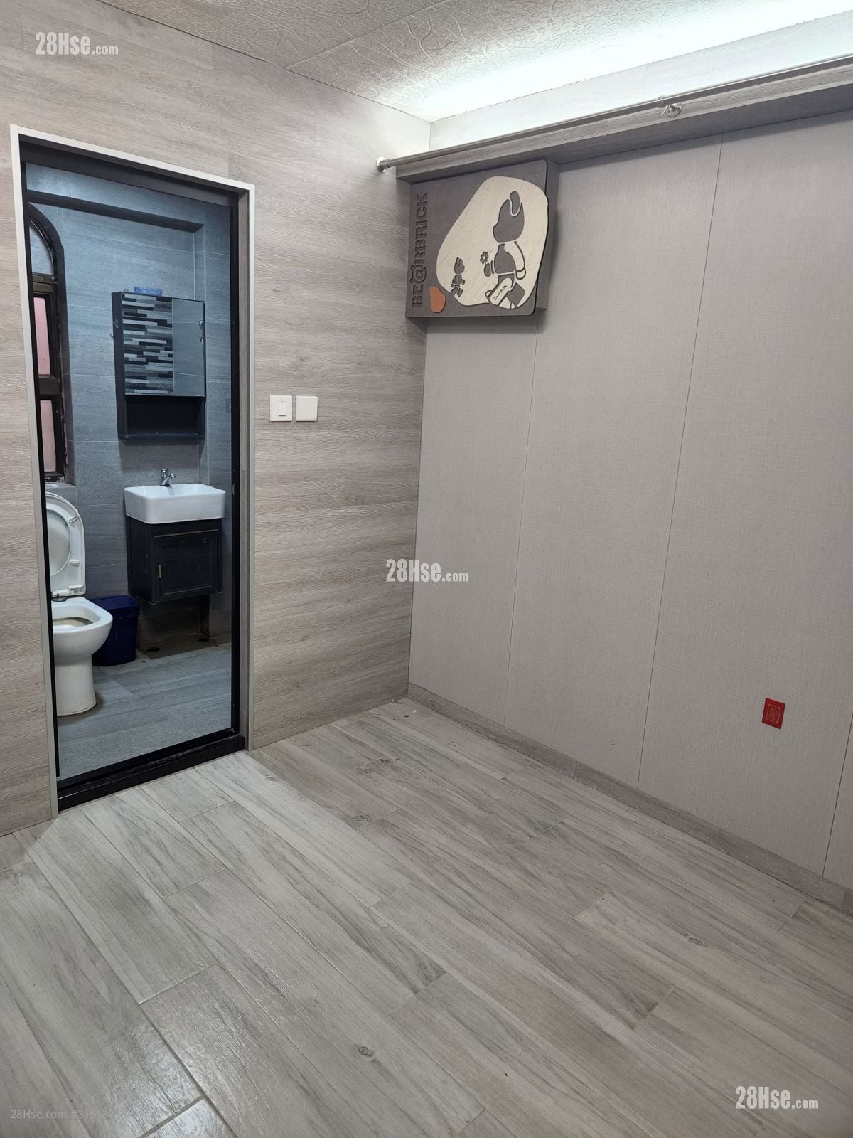 碧雅苑 Rental 320 ft²