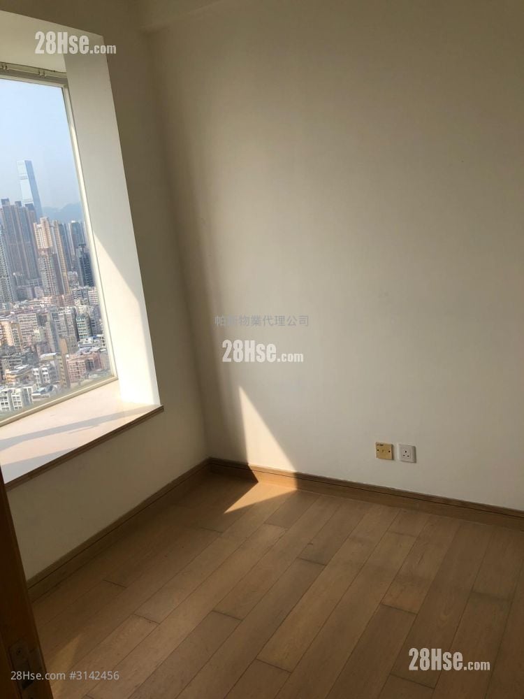 Gardenia Rental 2 Bedrooms , 1 Bathroom 473 ft²